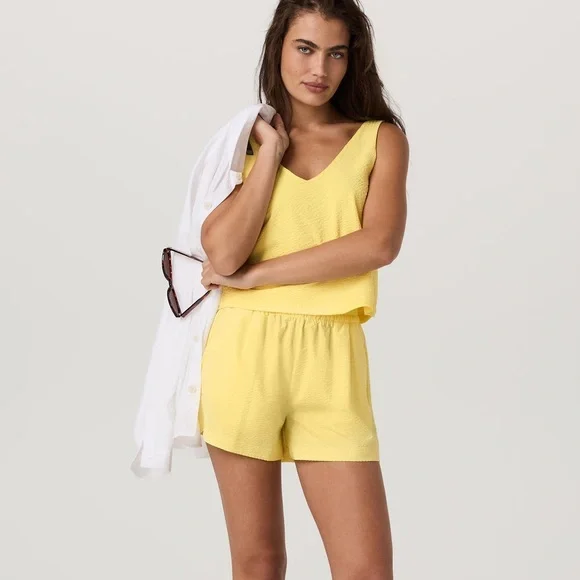 NWT Vuori Villa Textured Crop Tank and Shorts Set in Sunshine Yellow, size M - Picture 2 of 5
